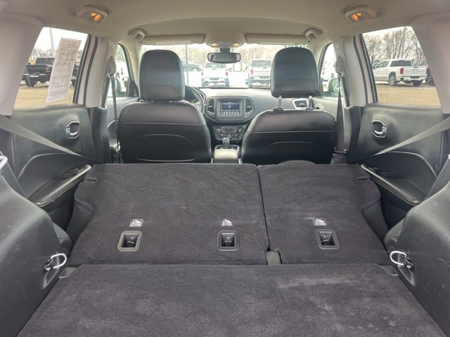 Used 2019 Jeep Compass Latitude image 39