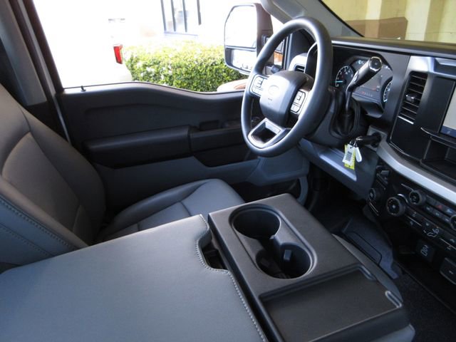 New 2026 Ford F250 XL w/ XL Chrome Package RWD image 23
