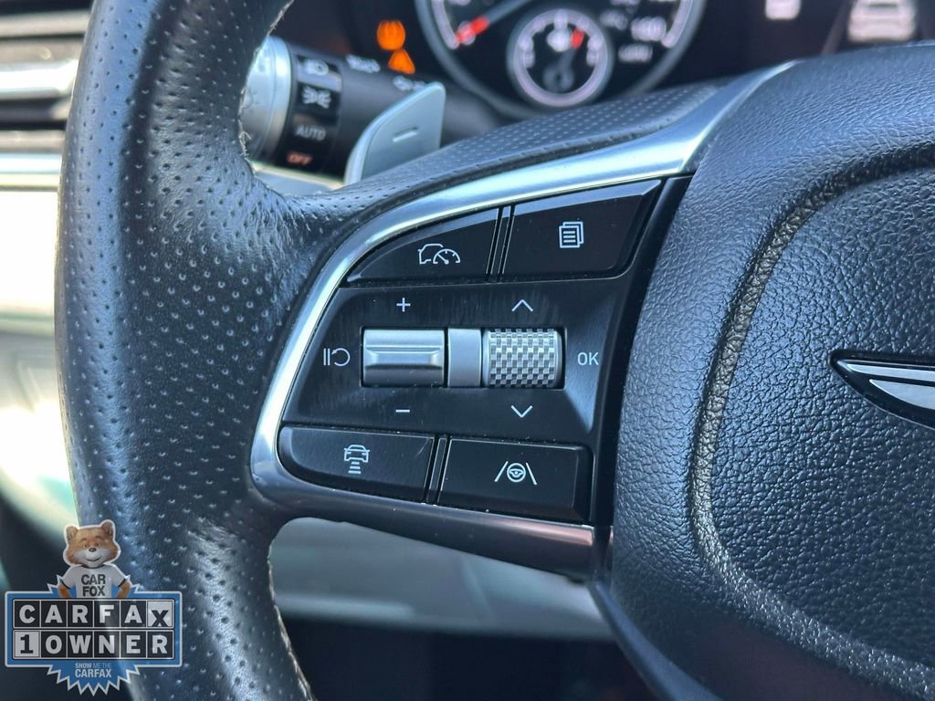 Used 2025 Genesis G70 2.5T image 23