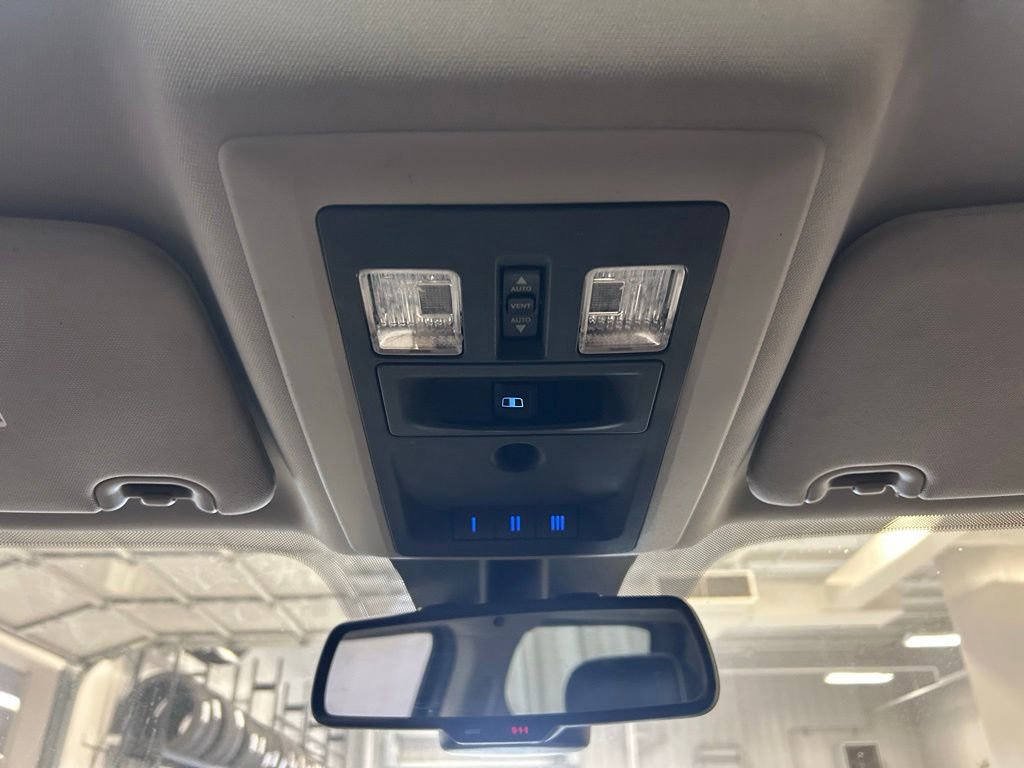 Used 2013 RAM 2500 Limited AWD/4WD image 16