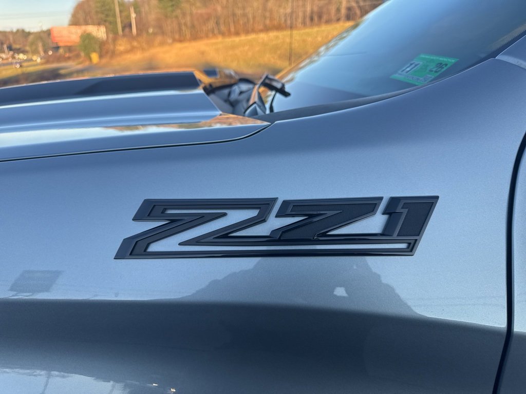 Used 2024 Chevrolet Silverado 1500 LT Trail Boss w/ Convenience Package II image 9