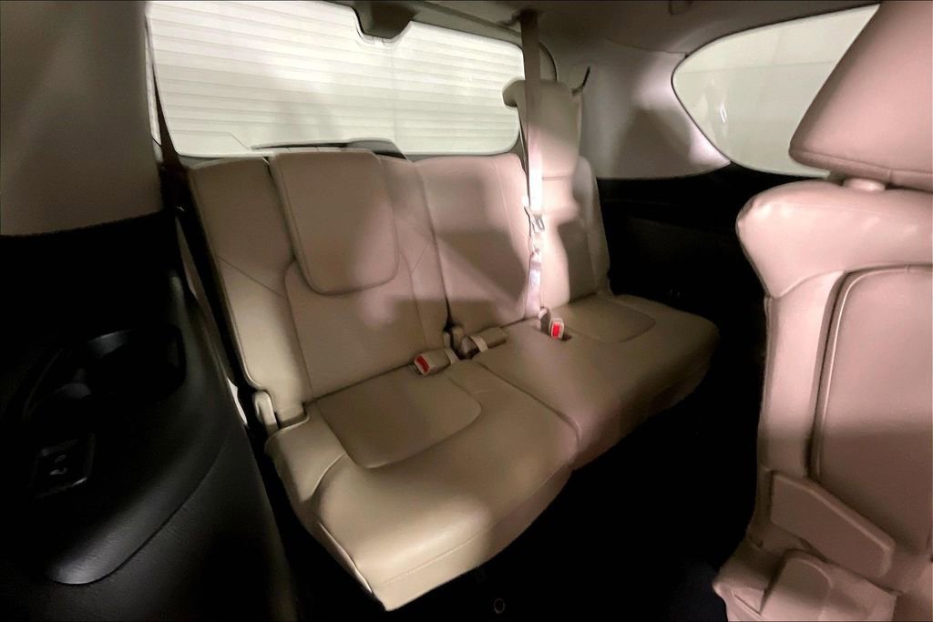 Used 2024 Nissan Armada Platinum w/ Cargo Package image 39