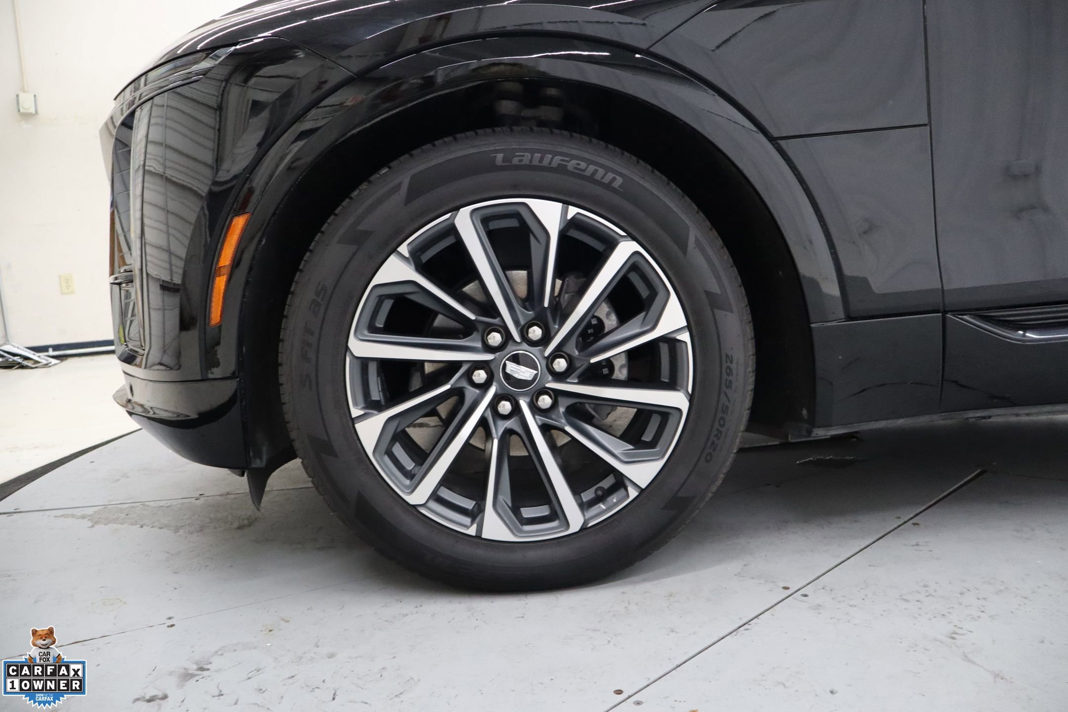 Used 2024 Cadillac Lyriq Sport image 12