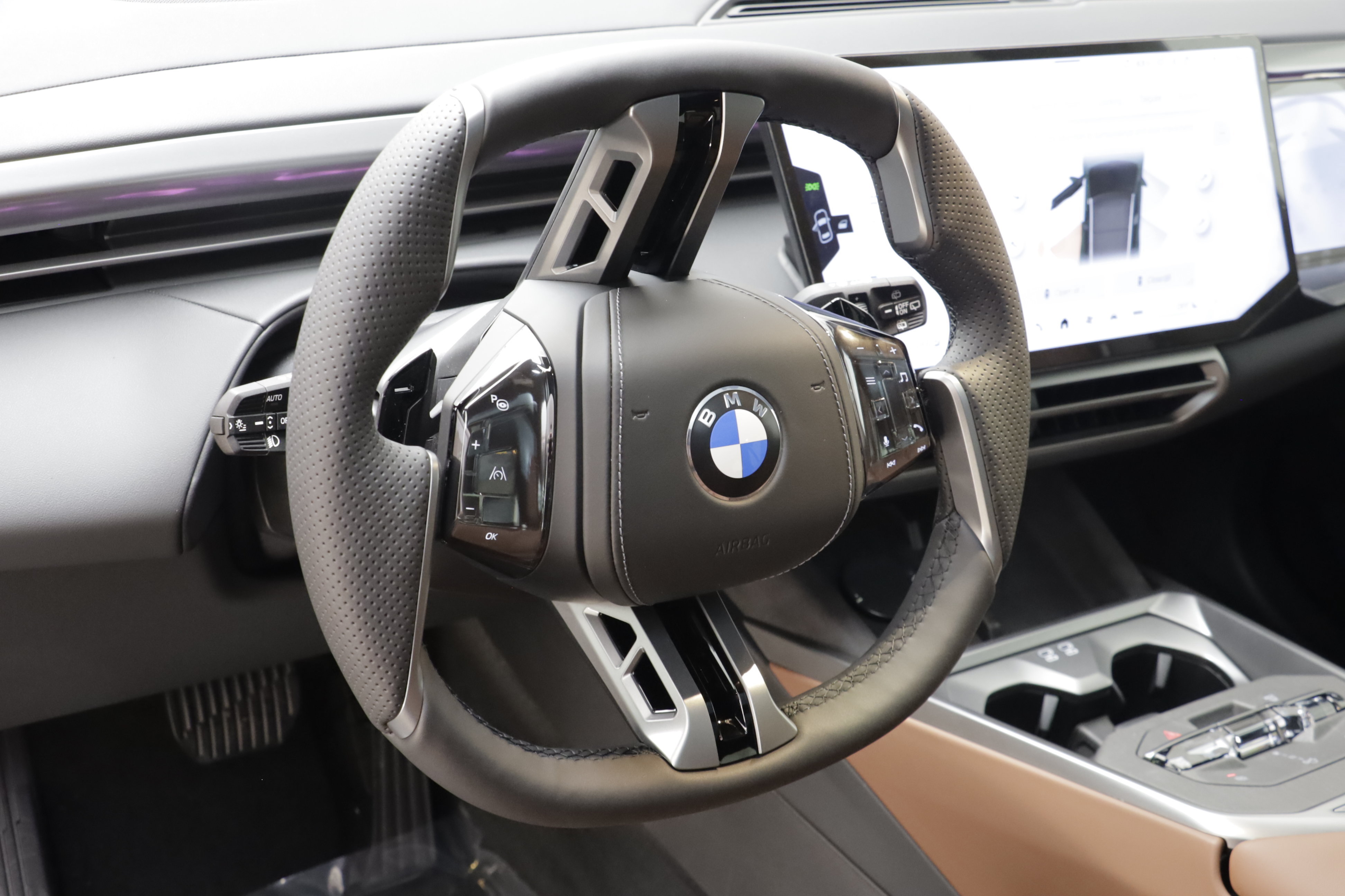 New 2027 BMW X5 xDrive40i w/ Luxury Package AWD/4WD image 9