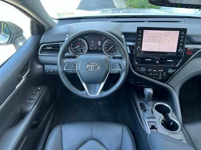 Used 2023 Toyota Camry XLE w/ Cold Weather Package FWD image 14