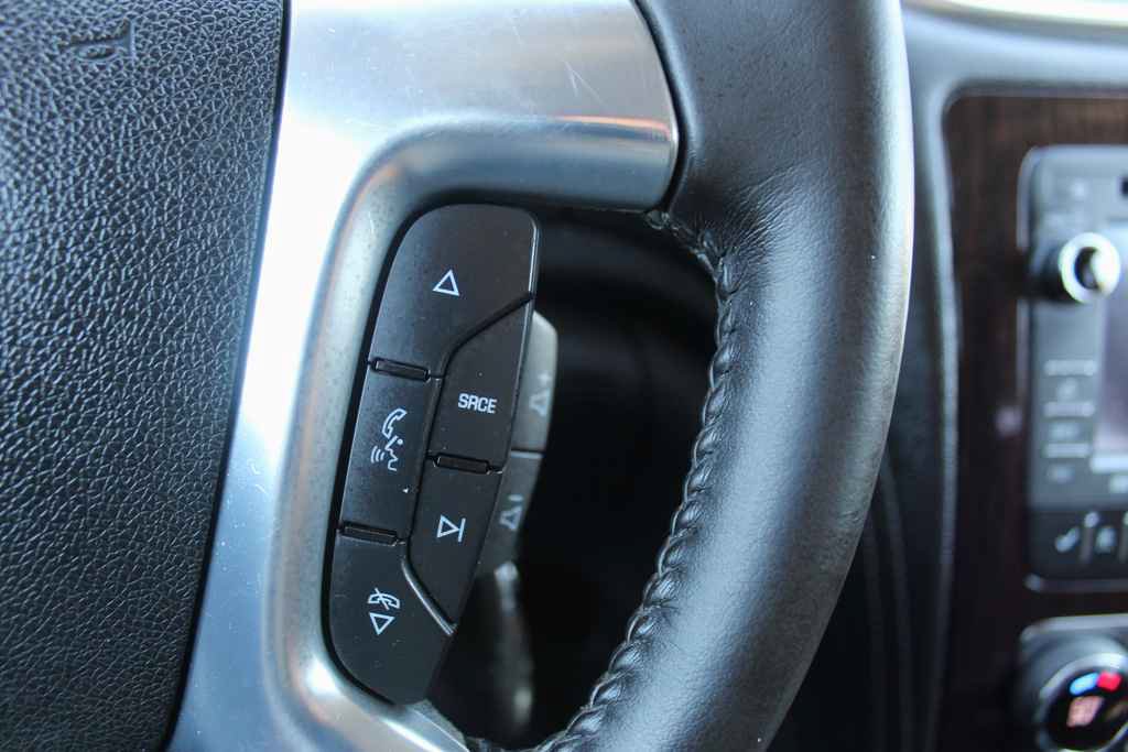 Used 2016 Chevrolet Traverse LT w/ Traveler's Package AWD/4WD image 17