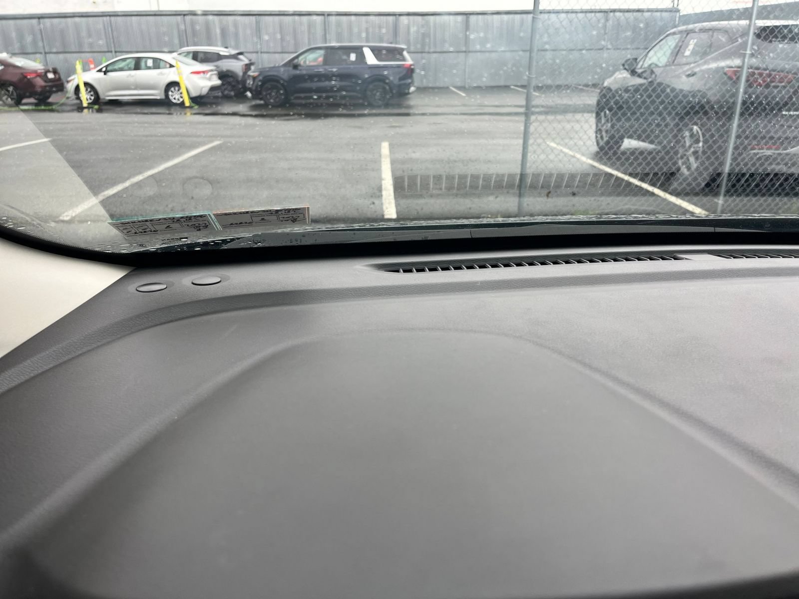 Used 2025 Nissan Versa SV FWD image 32