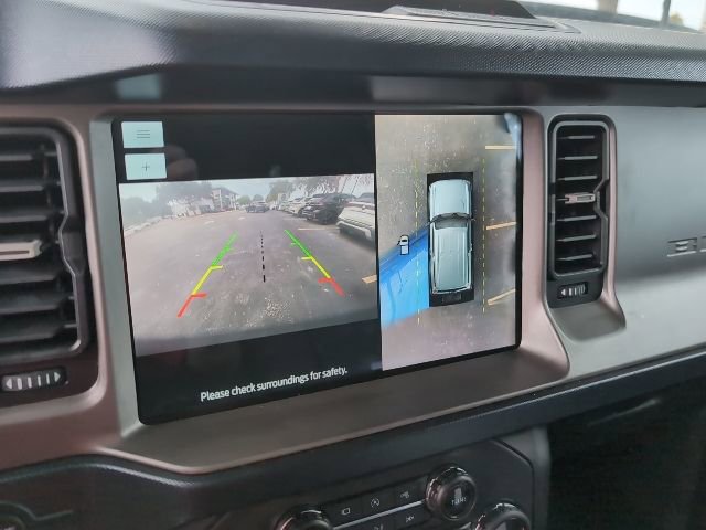 Used 2022 Ford Bronco Outer Banks image 18