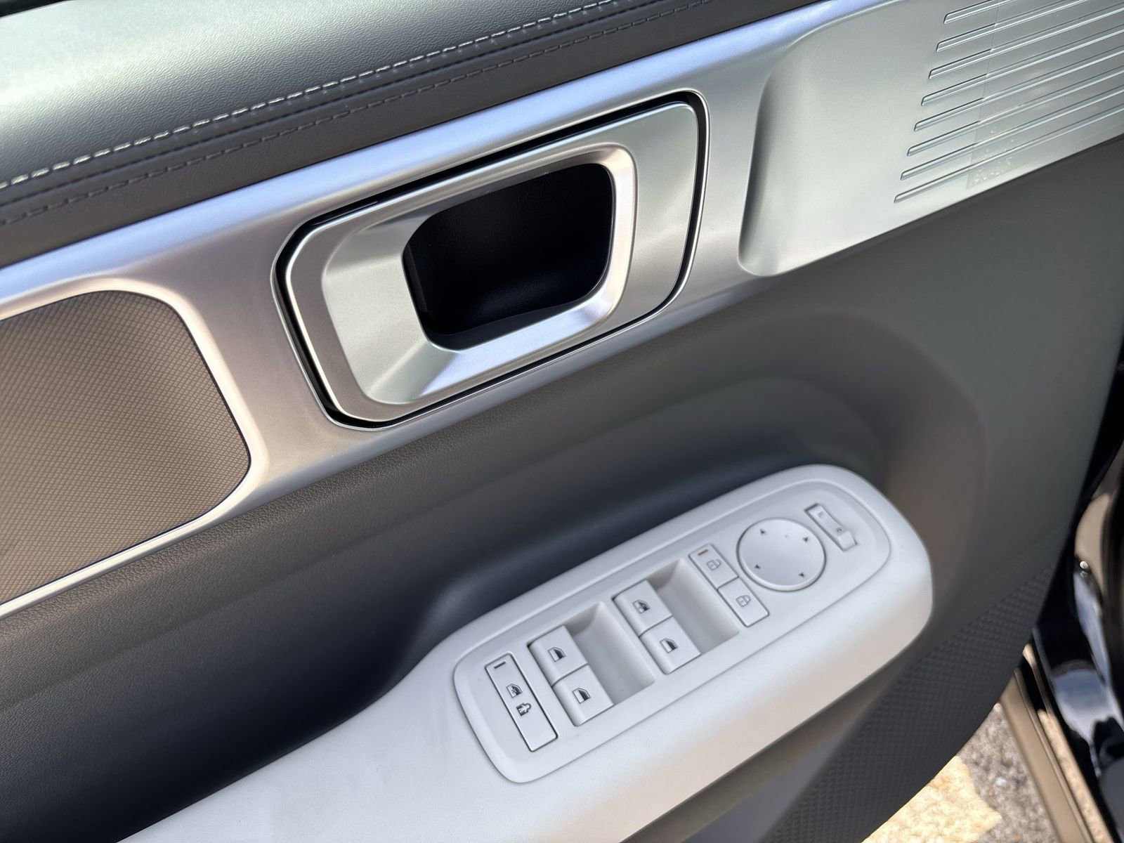 Certified 2026 Hyundai Santa Fe SE FWD image 16
