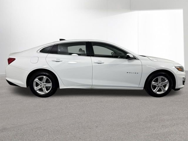 Used 2021 Chevrolet Malibu LS image 34