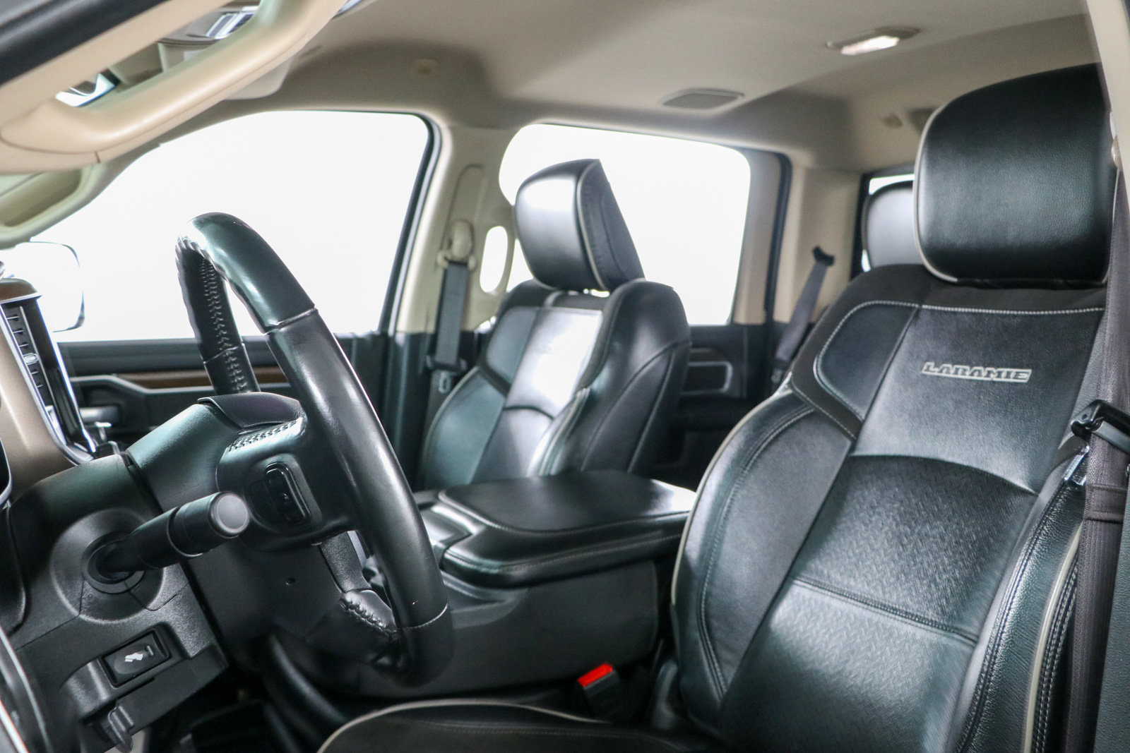 Used 2022 RAM 2500 Laramie w/ Protection Group AWD/4WD image 24