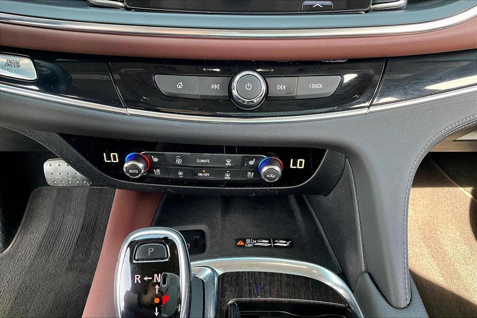 Used 2018 Buick Enclave Avenir w/ Avenir Technology Package image 24