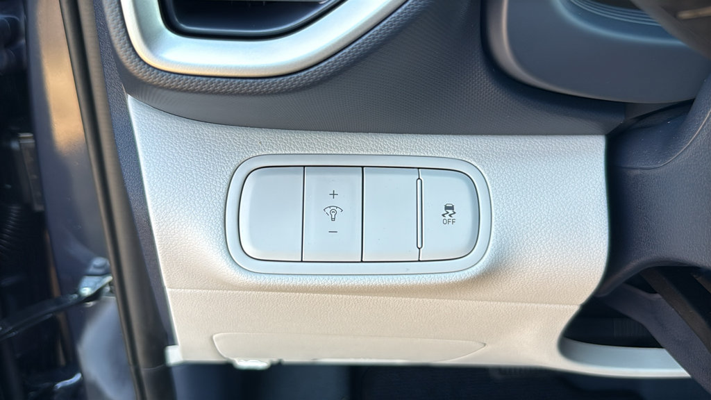 New 2026 Hyundai Venue SEL FWD image 18