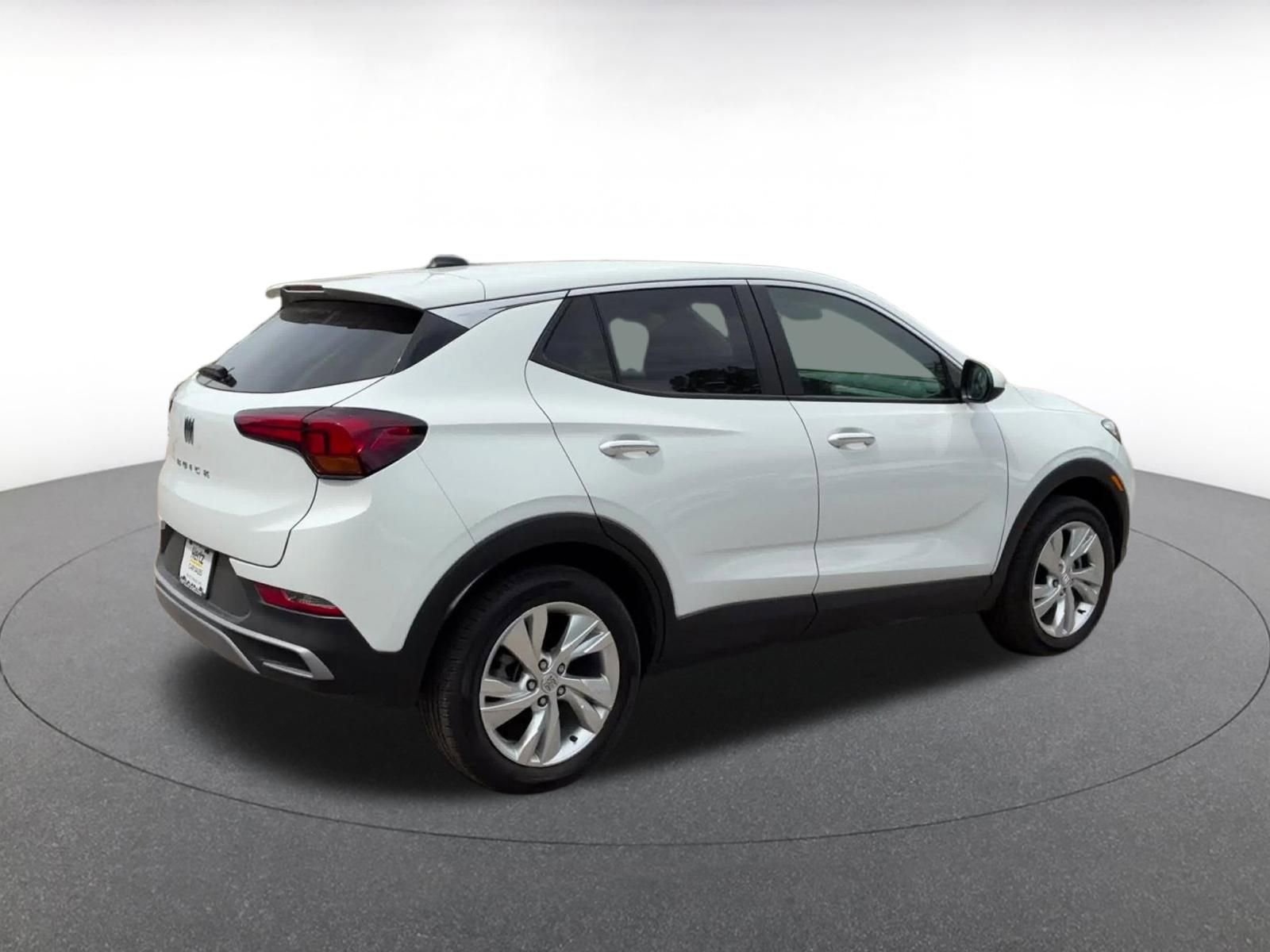 Used 2025 Buick Encore GX Preferred AWD/4WD image 15