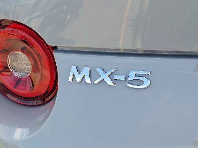 New 2026 MAZDA MX-5 Miata Club w/ Interior Package RWD image 26