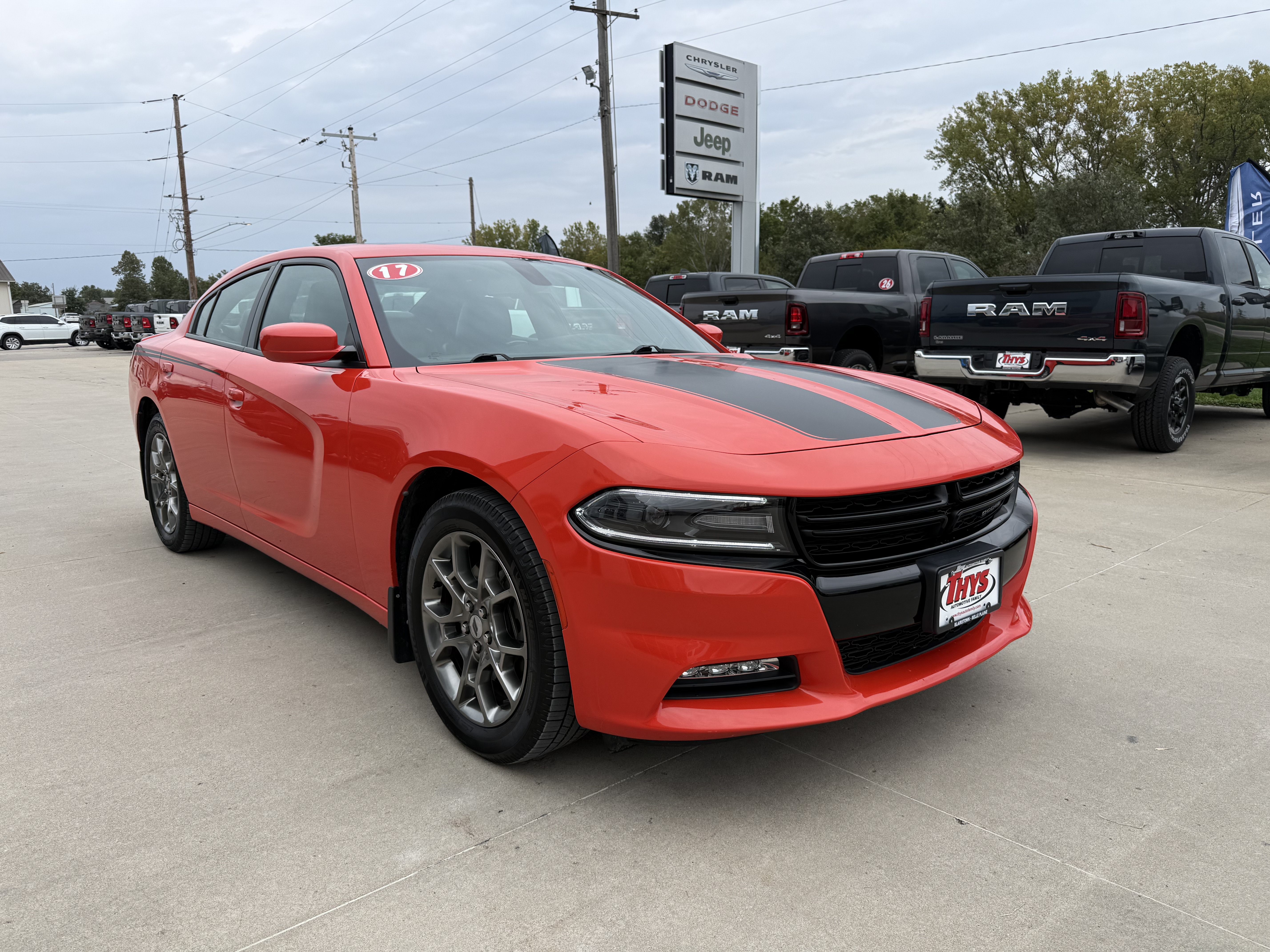 Used 2017 Dodge Charger SXT w/ AWD Plus Group image 36