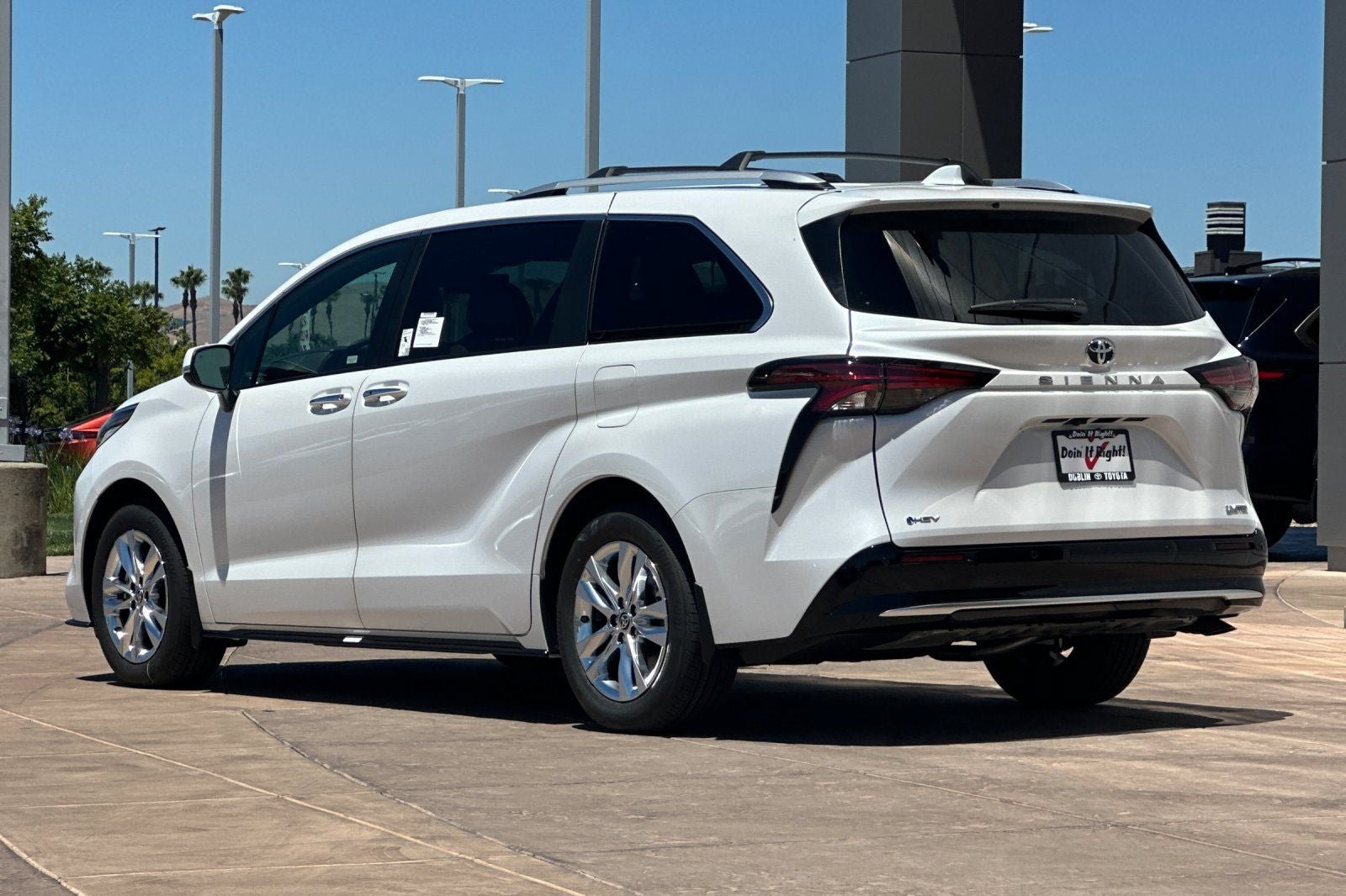 New 2026 Toyota Sienna Limited FWD image 6