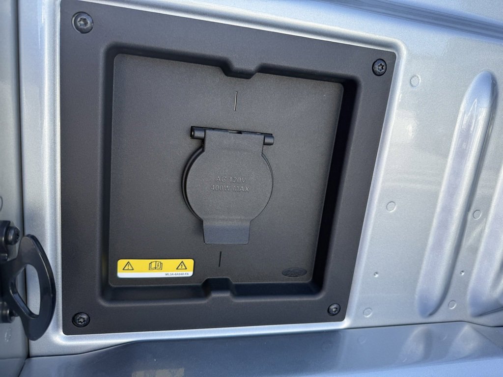 New 2025 Ford F150 XLT w/ Equipment Group 303A High image 31