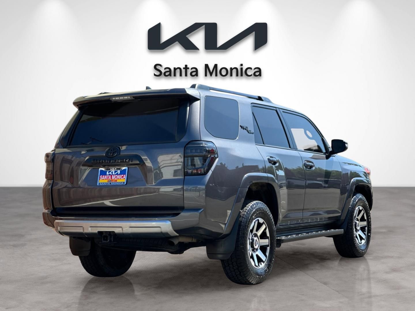 Used 2022 Toyota 4Runner TRD Off-Road Premium w/ Moonroof Package AWD/4WD image 6