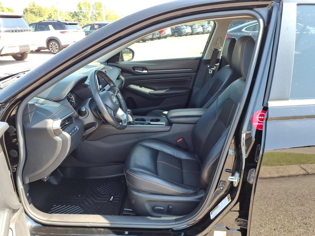Certified 2022 Nissan Altima 2.5 SR FWD image 4