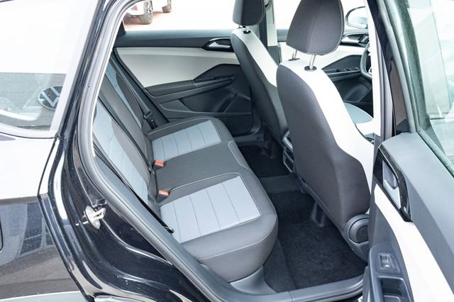 New 2026 Volkswagen Taos S image 37