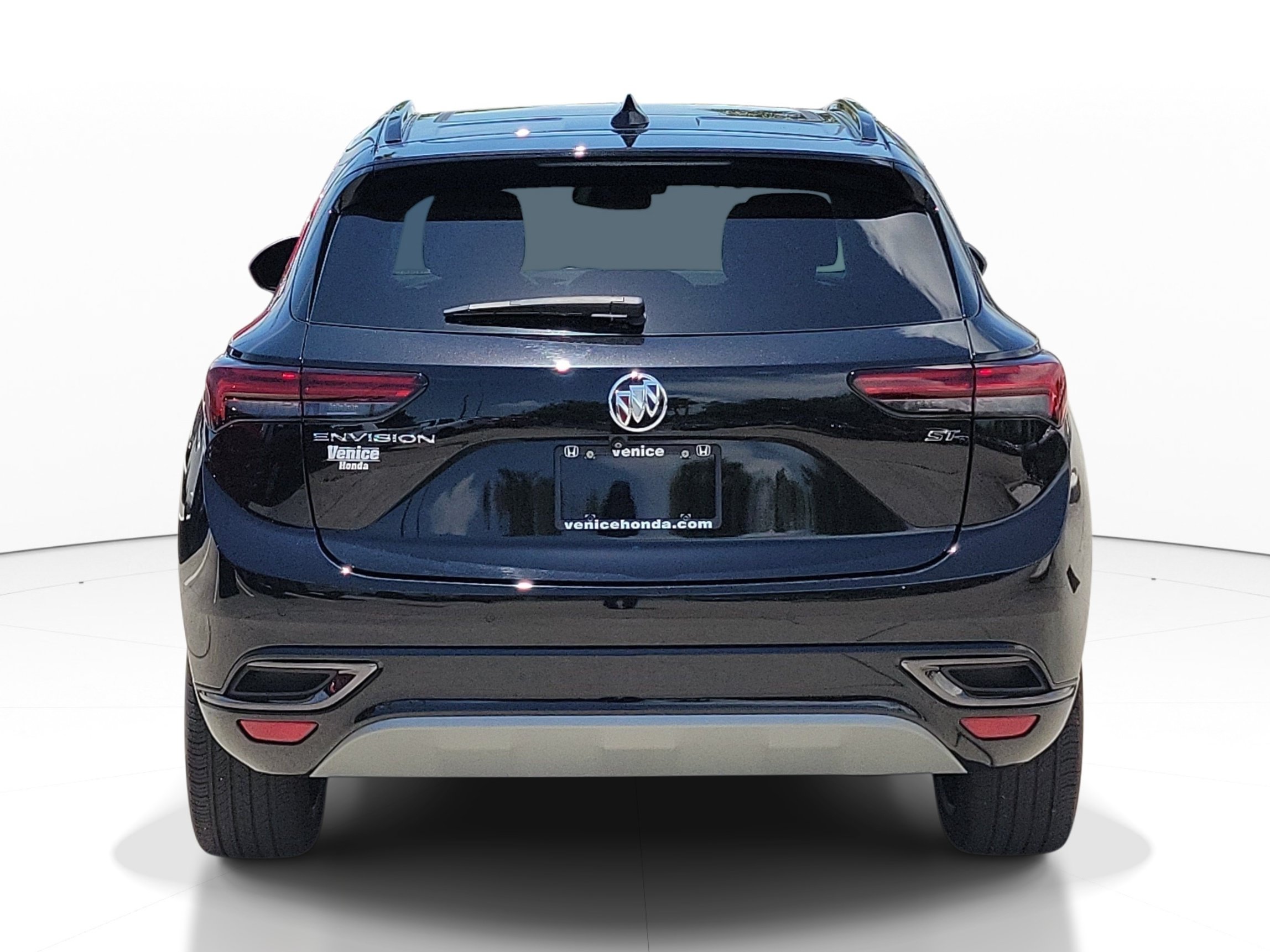 Used 2023 Buick Envision Essence w/ Technology Package I FWD image 5