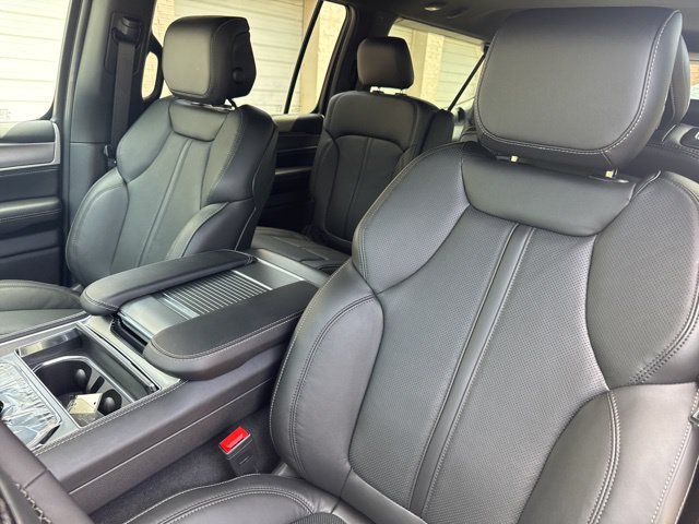 New 2026 Jeep Grand Wagoneer L 2WD image 12
