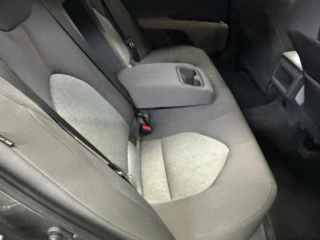 Used 2020 Toyota Camry LE FWD image 25