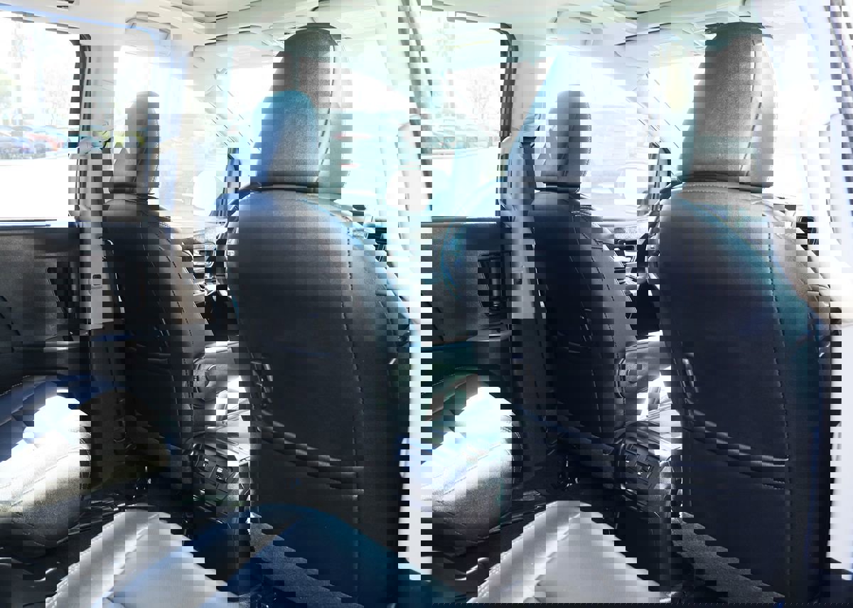 Used 2017 Toyota Sienna SE Premium image 30