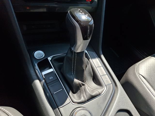 Used 2022 Volkswagen Tiguan SE R-Line AWD/4WD image 15