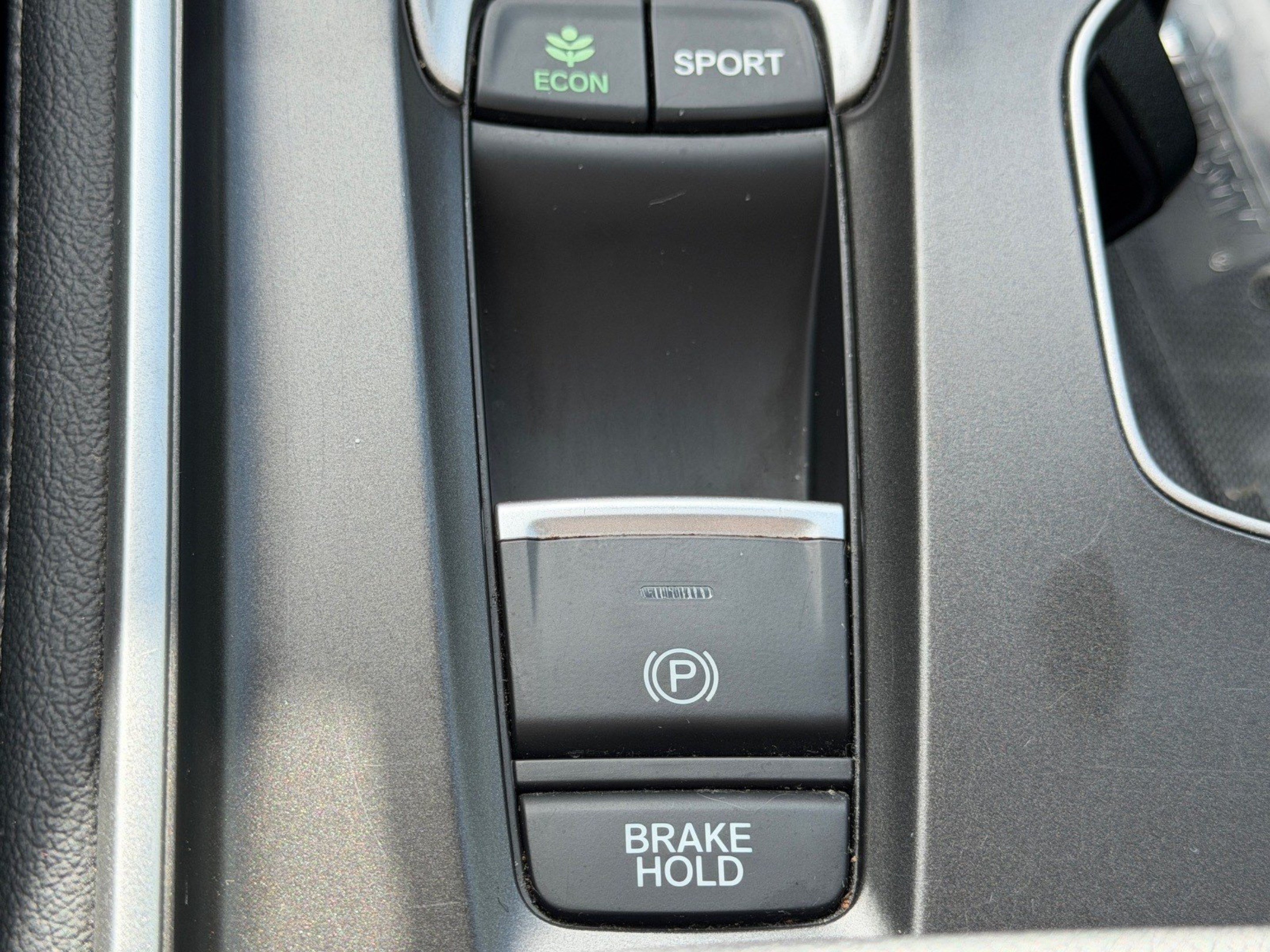 Used 2019 Honda Accord Touring image 35