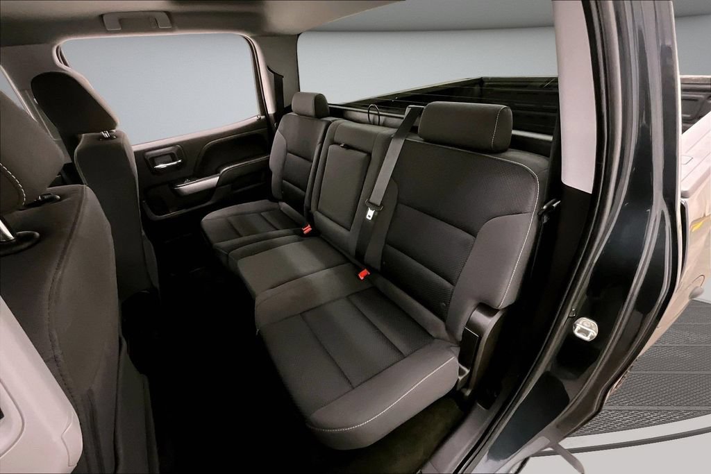 Used 2018 Chevrolet Silverado 1500 LT w/ All Star Edition AWD/4WD image 23