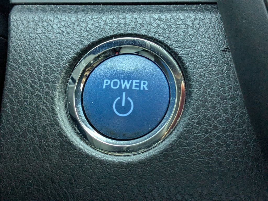 Used 2022 Toyota Camry SE image 20