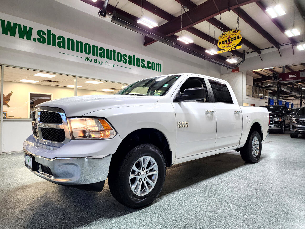 Used 2013 RAM 1500 Classic SLT w/ Premium Display Pkg image 2
