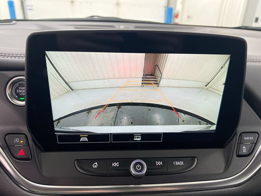 Used 2025 Chevrolet Blazer LT AWD/4WD image 15