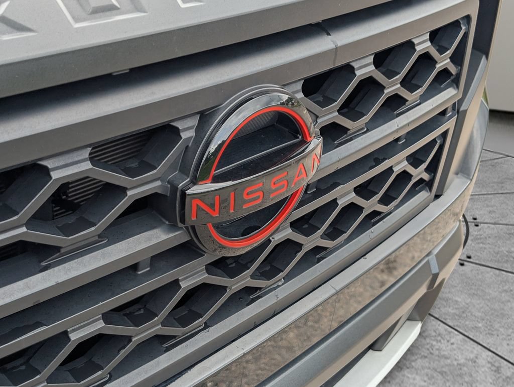 Certified 2022 Nissan Frontier PRO-4X w/ Off-Road Protection Package AWD/4WD image 10
