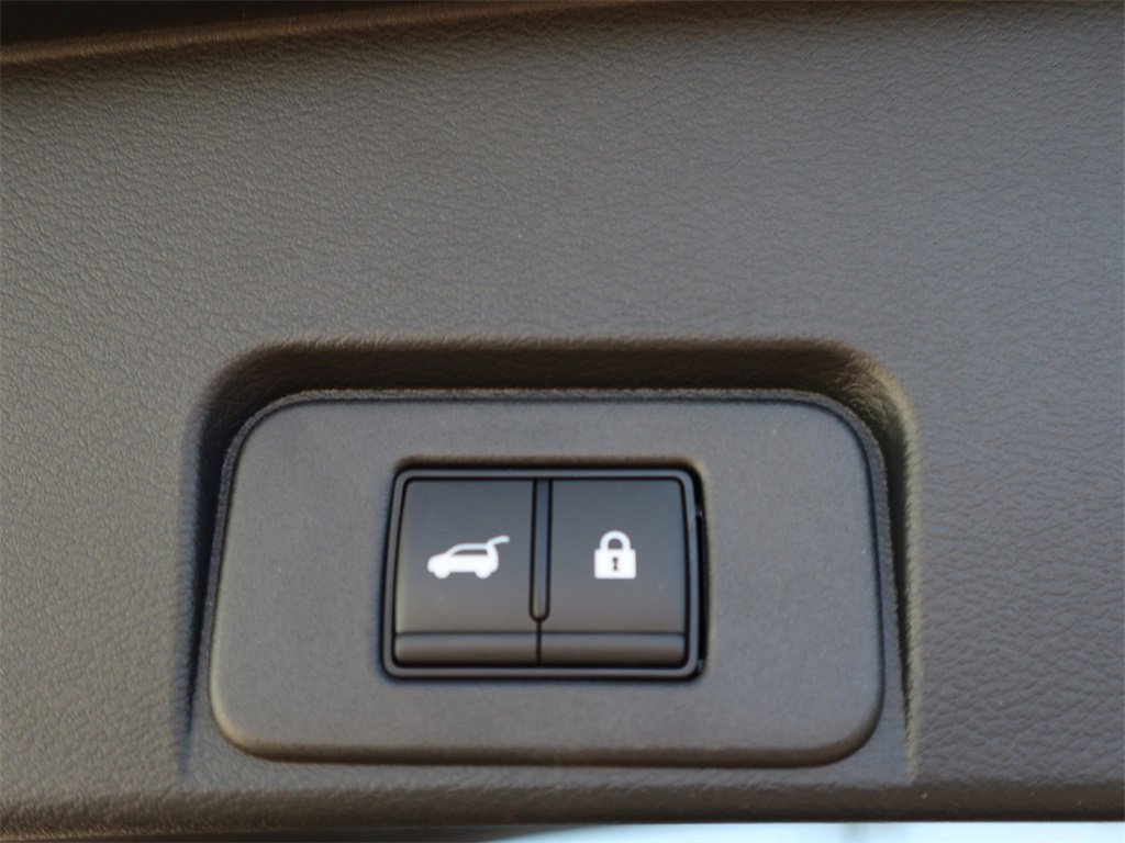 Certified 2025 Nissan Rogue SV w/ SV Premium Package image 29