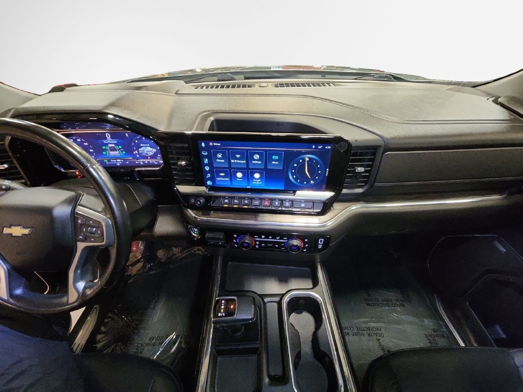 Used 2023 Chevrolet Silverado 1500 LTZ w/ Technology Package AWD/4WD image 24