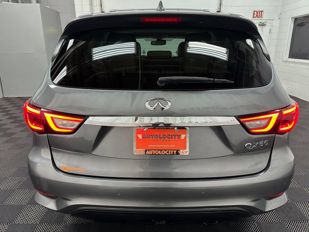 Used 2018 INFINITI QX60 Luxe w/ Deluxe Technology Package AWD/4WD image 9