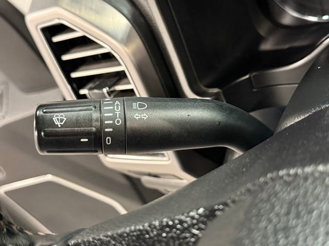 Used 2020 Ford F250 Platinum w/ FX4 Off-Road Package image 23