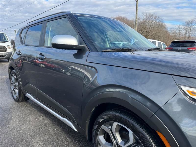 Used 2021 Kia Soul X-Line image 22