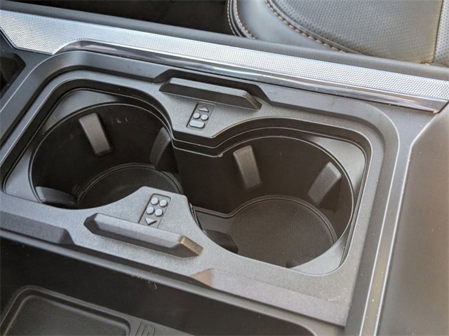 Used 2024 Ford F250 Platinum image 18