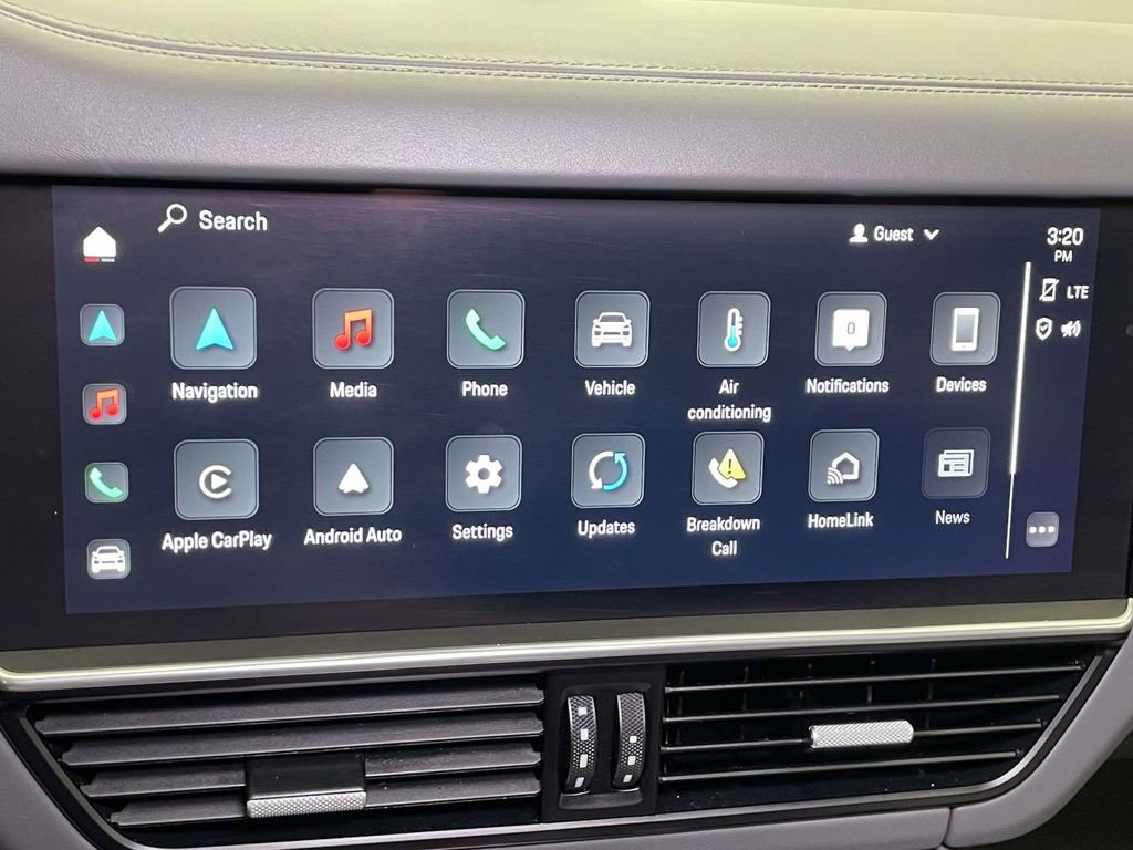 Used 2022 Porsche Cayenne image 28