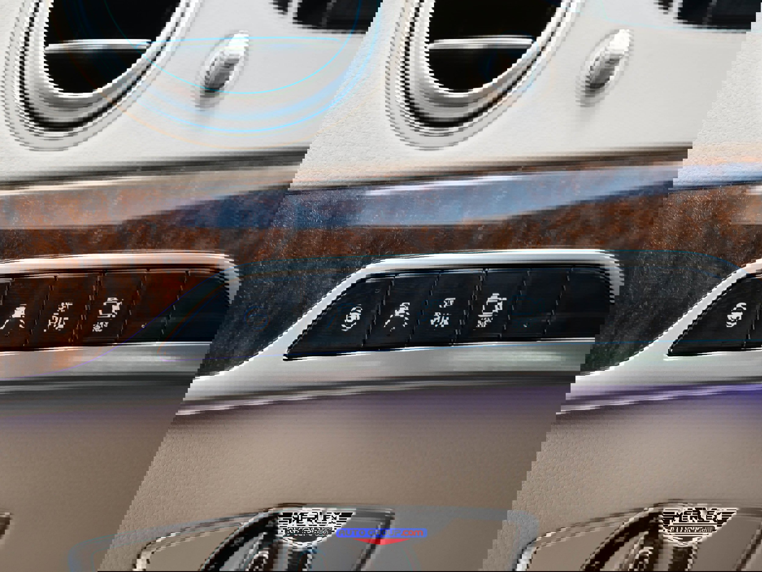 Used 2015 Mercedes-Benz S 550 4MATIC Sedan image 39