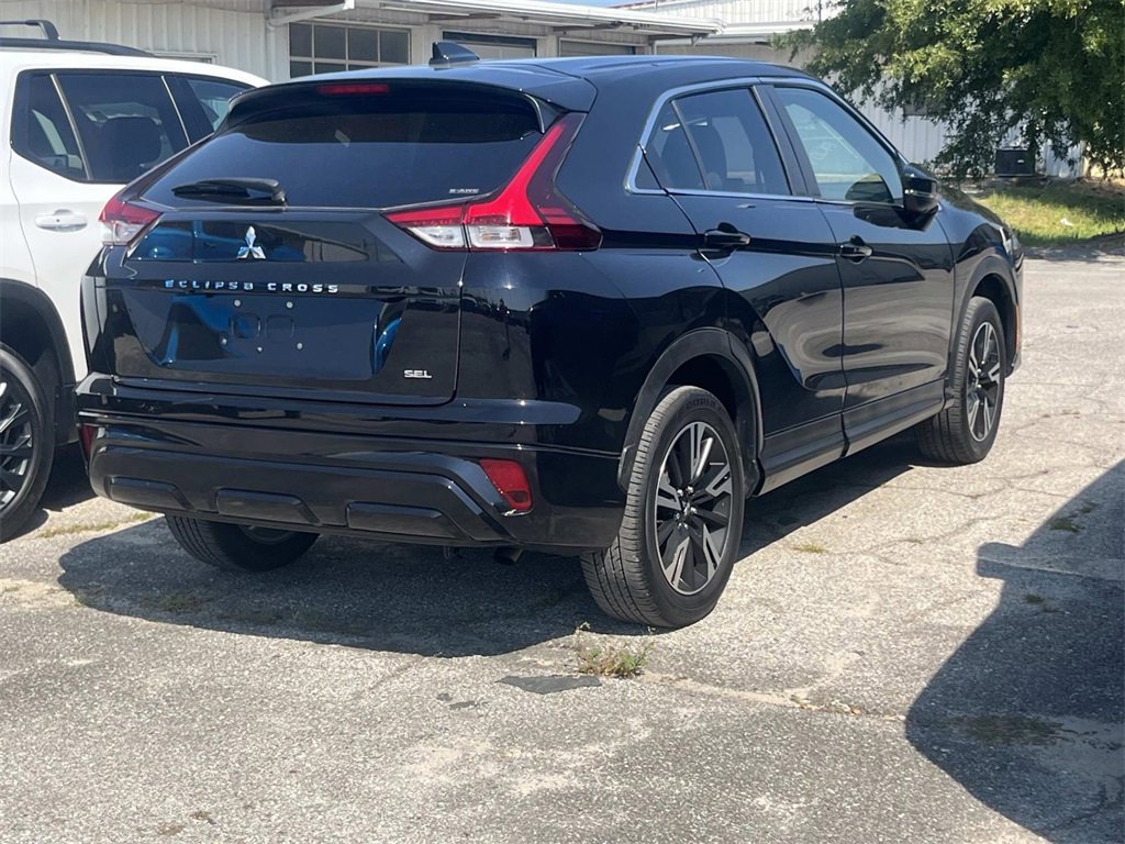 Used 2024 Mitsubishi Eclipse Cross AWD image 4