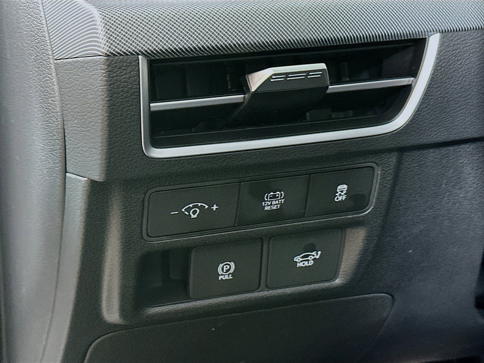 New 2025 Hyundai Sonata Limited image 10