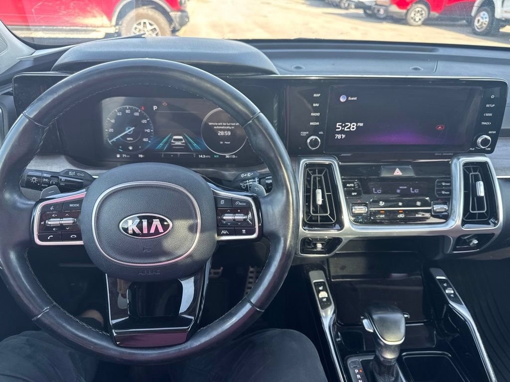 Used 2021 Kia Sorento SX Prestige AWD/4WD image 16
