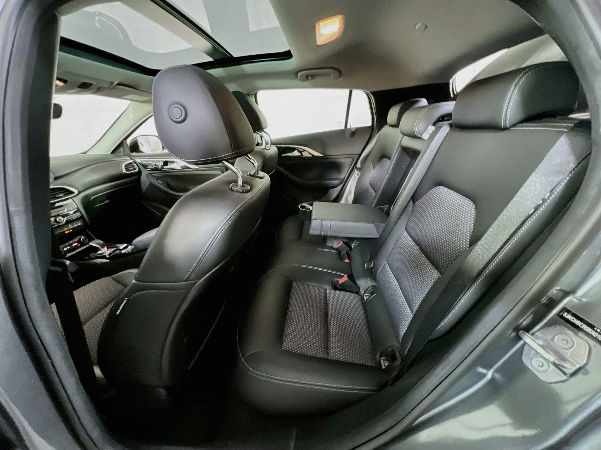 Used 2019 INFINITI QX30 AWD w/ Navigation Package image 25