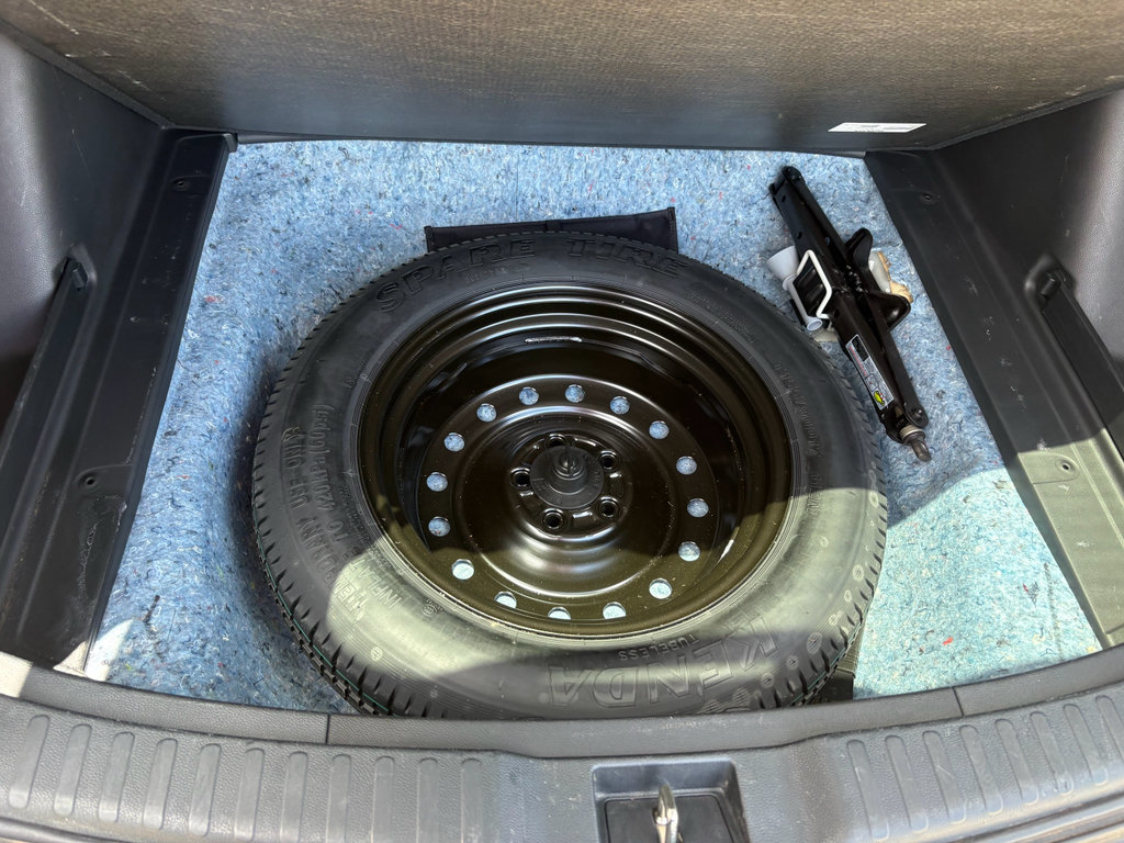Certified 2019 Honda CR-V Touring image 32