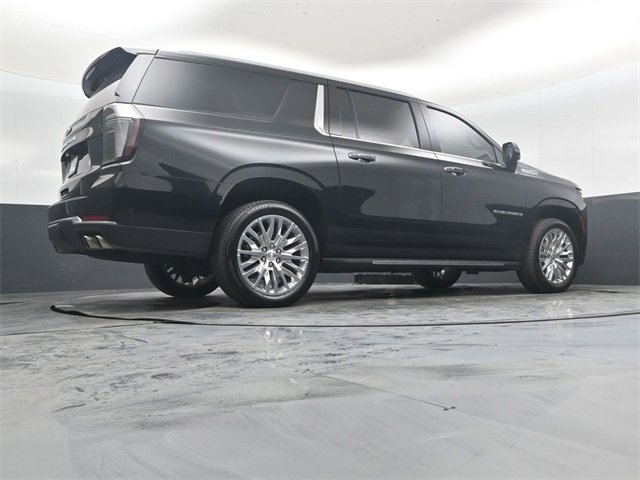 Used 2025 Chevrolet Suburban High Country w/ LPO, Illumination Package image 45